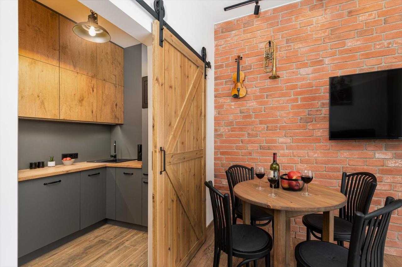 Jazz Station Apartment Go New & Pure Krasków Exterior foto